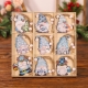 Set 18 decoratiuni de craciun din lemn cu snur pentru agatare in brad, model gnomi, diferite dimensiuni, albastru