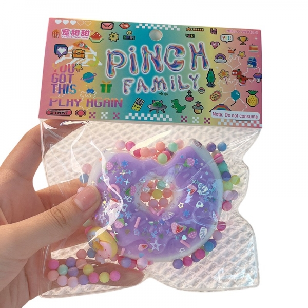 Jucarie antistres squishy, cu revenire lenta, model gogoasa, 6x6 cm, 99g, pinch family, ambalaj transparent, mov