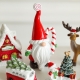 Ornament de Craciun din Rasina pentru Decor, Model Spiridus, Decoratiune de Birou pentru Craciun, 14.5 x 7 x 5 cm, Rosu Alb