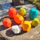 Joc educativ pentru echilibru si atentie, Pietrele colorate, 8 piese